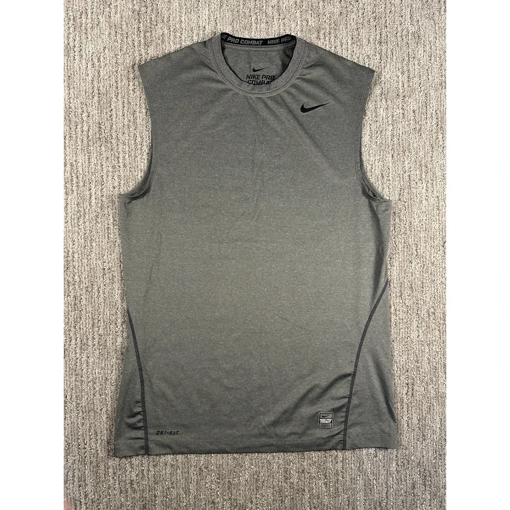 Nike product pair